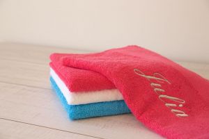 Geborduurde handdoeken