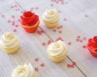 Lekkernij-Deurne-mini-cupcakes-bruiloft