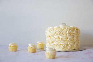 Lekkernij bruiloft Rozetten Bruidstaart met mini cupcakes